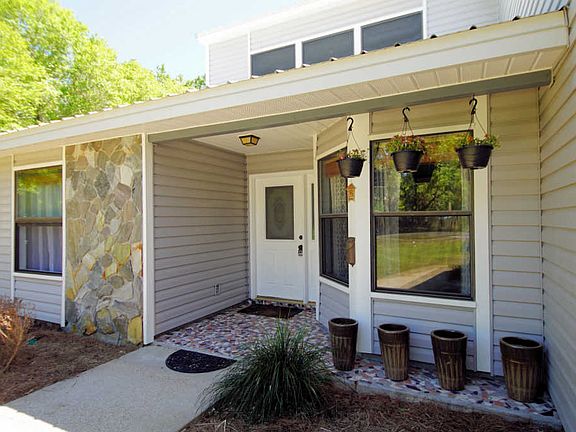 3rd image of 4248 Lancaster Dr