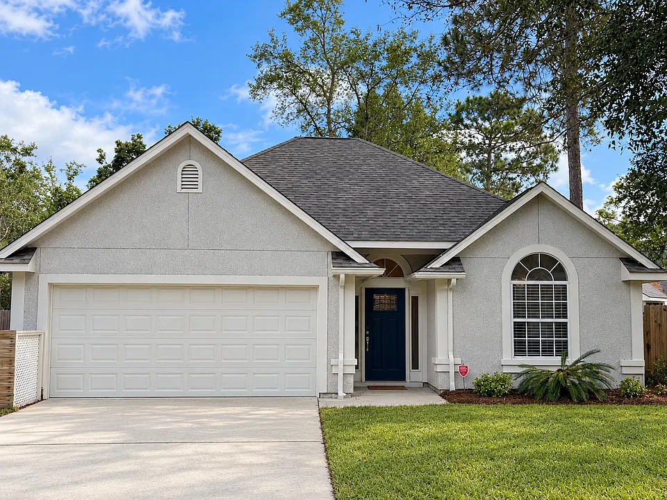 113 Elliott Way