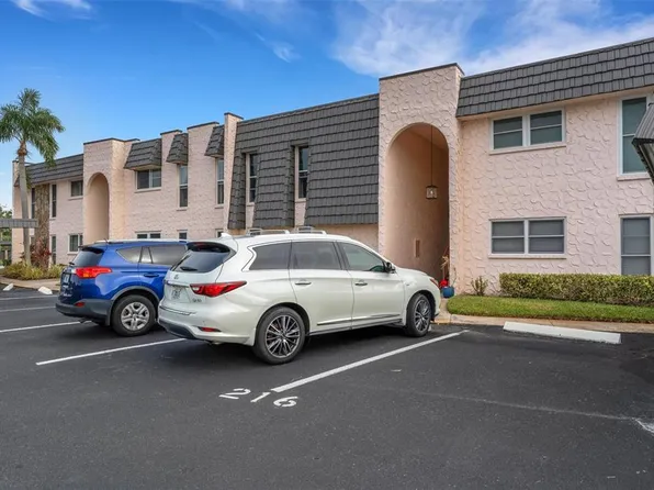 216 Fernwood Cir #216, Seminole, FL 33777