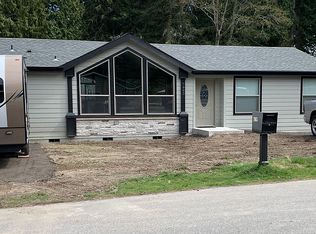 7883 San Juan Ave, Clinton, WA 98236