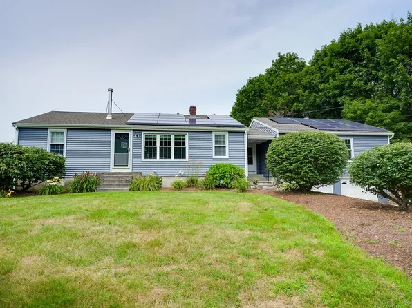 132 Hayden Rowe St, Hopkinton, MA 01748