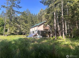 878 Marine Ln, Friday Harbor, WA 98250