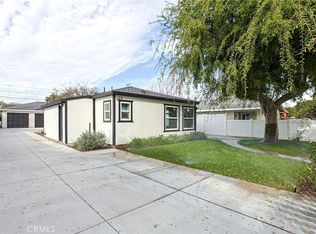 122 N Bewley St, Santa Ana, CA 92703