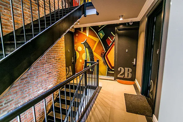 Rented by Nooklyn NYC LLC | media 71