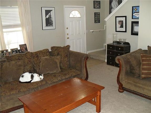 4th image of 2204 Amy Lynn Ln