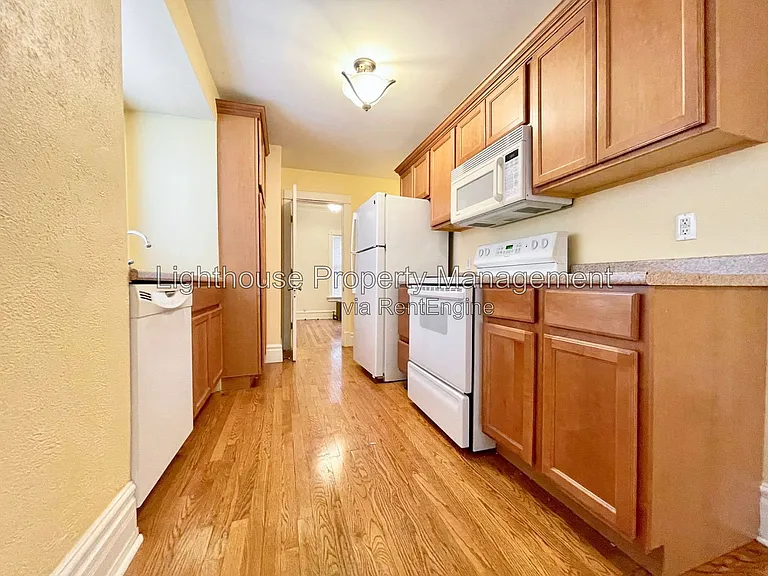 49 Prospect Ave NE #4 — Photo 6
