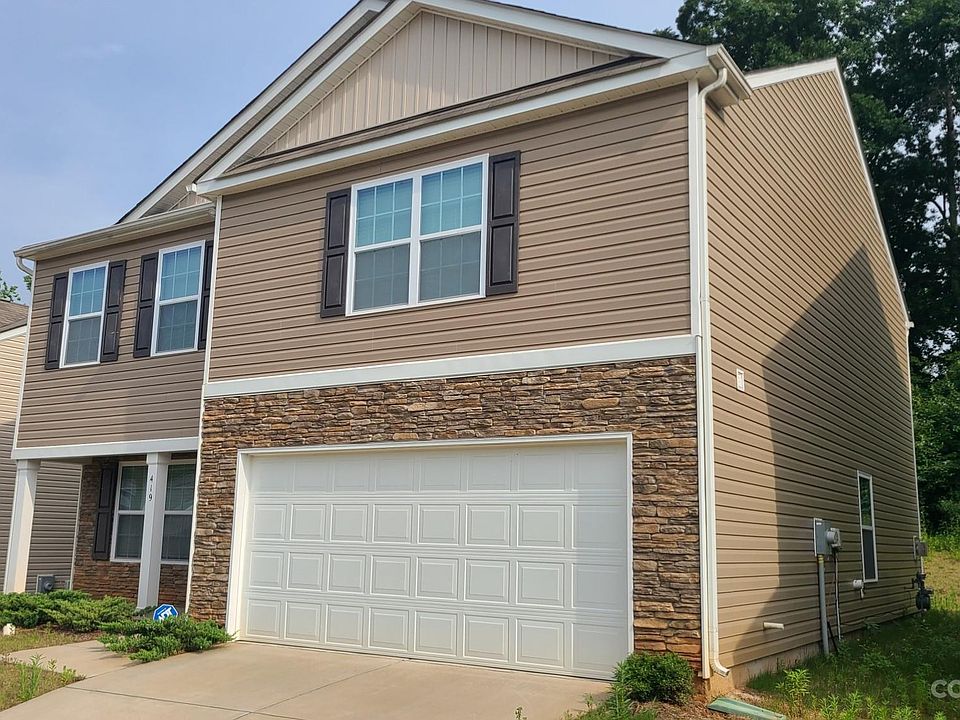 2nd image of 419 Elmwood Pond Ct