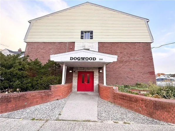 250 North Bishop Avenue #35, Bridgeport, CT 06610