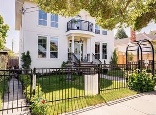 127 Wellington Ave, Victoria, BC V8V 4H8