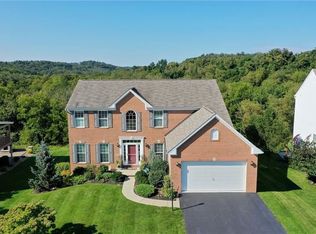 2055 Majestic Dr, Canonsburg, PA