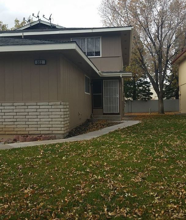 1st image of 663 Pine Meadows Dr