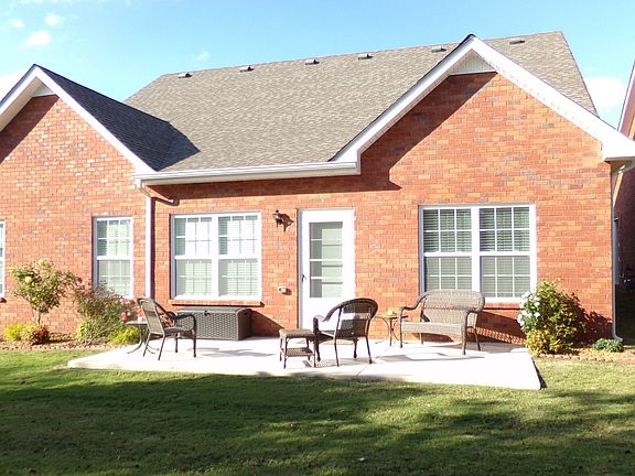 2nd image of 144 Chase Cir