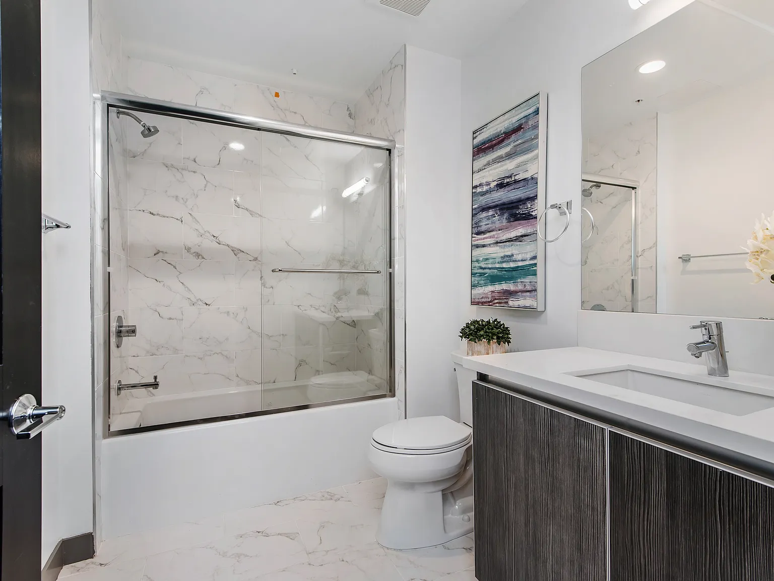 1 bed, 1.5 bath, 850 sqft, $2,800 — Photo 3