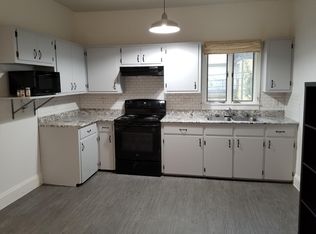 30 School St #2, Bellows Falls, VT 05101