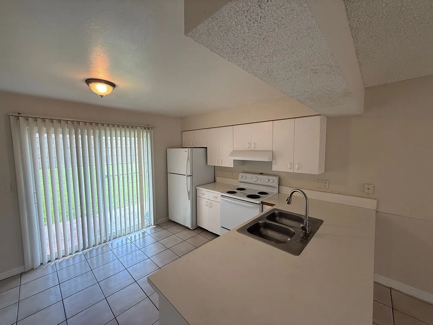 1840 Caralee Blvd — Photo 3