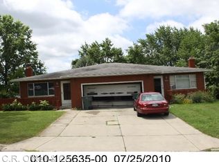 5663 Saranac Dr, Columbus, OH 43232