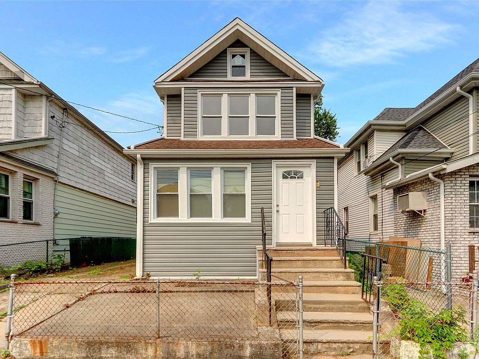 1st image of 107-32 164th Street