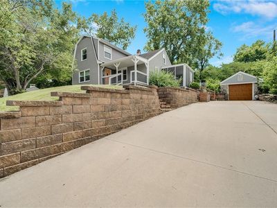 707 NE Russell Rd, Kansas City, MO, 64116