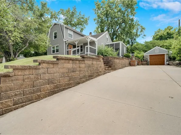 707 NE Russell Rd, Kansas City, MO 64116