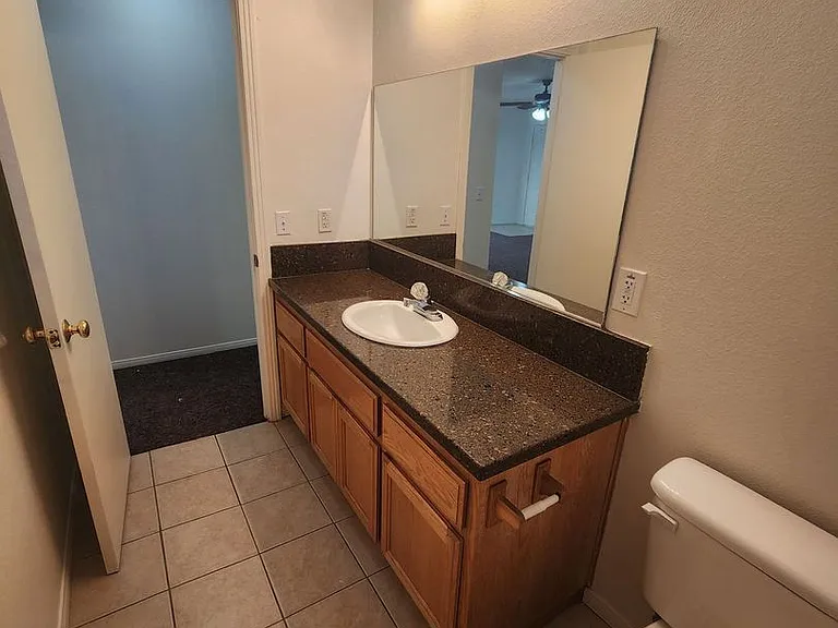 6624 Mariposa Ave — Photo 10