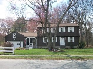 20 John Robinson Dr, Hudson, MA 01749