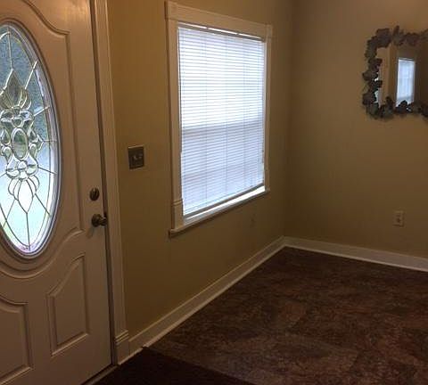 2nd image of 278 SW McFarlane Ave