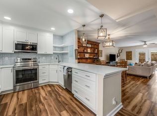 2097 Graybar Ln APT D2, Nashville, TN 37215