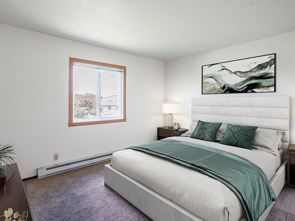Fargo, ND Summerfield Apartments | 21A | Bedroom