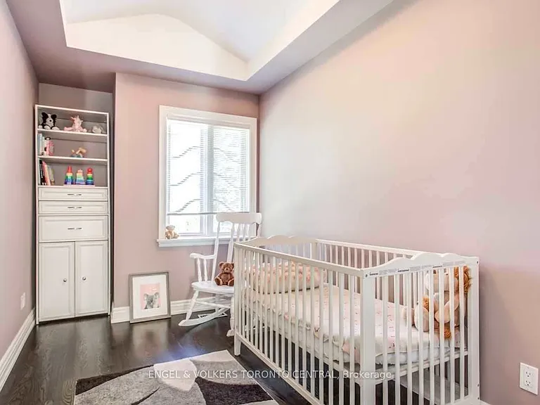 405 Bedford Park Ave — Photo 13