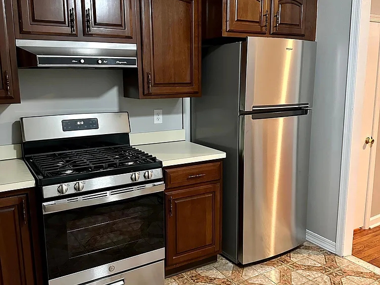 2313 S Mole St — Photo 10