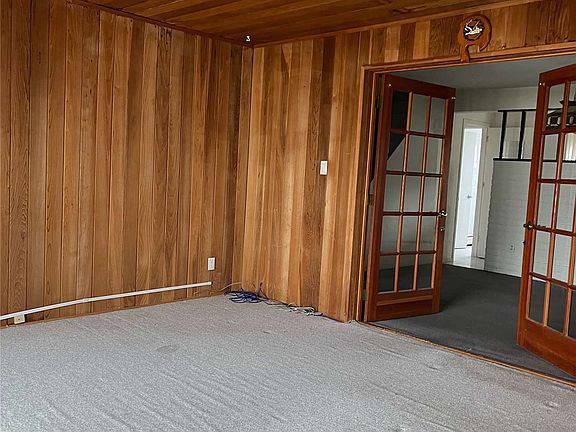 4th image of 44 Hemp Ln