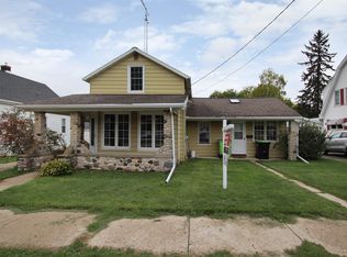 710 S University Ave, Beaver Dam, WI 53916