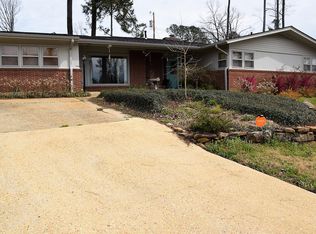 1506 Valley Rd, Tupelo, MS 38804