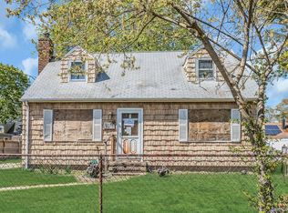 1767 Bushwick Ave, Merrick, NY 11566
