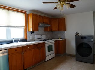 14 Berkeley St APT 1, Watertown, MA 02472