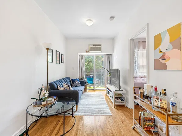 41 Claver Pl, Brooklyn, NY 11238