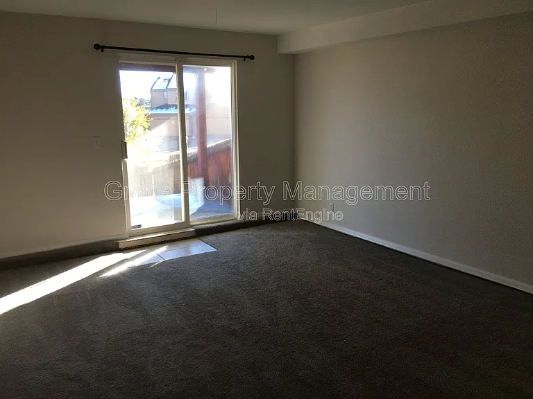 574 W 91st Dr — Photo 17