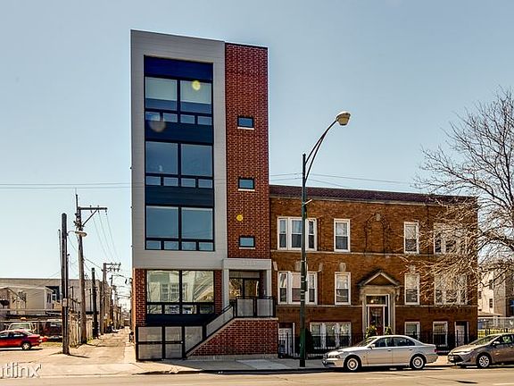 2413 W Fullerton MLS-2