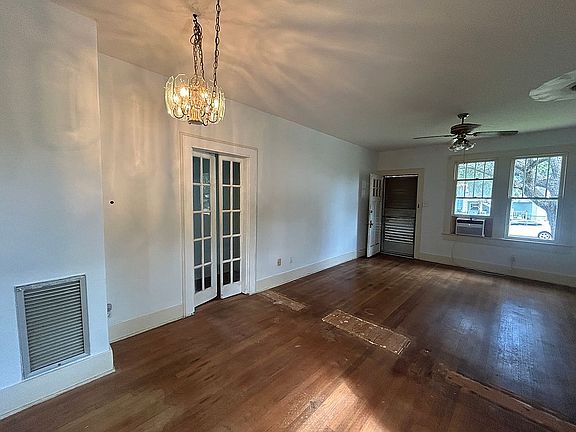 5th image of 4801 Avenue P 1/2