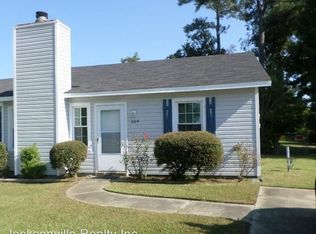 209 Hickory Grove Dr, Jacksonville, NC 28546