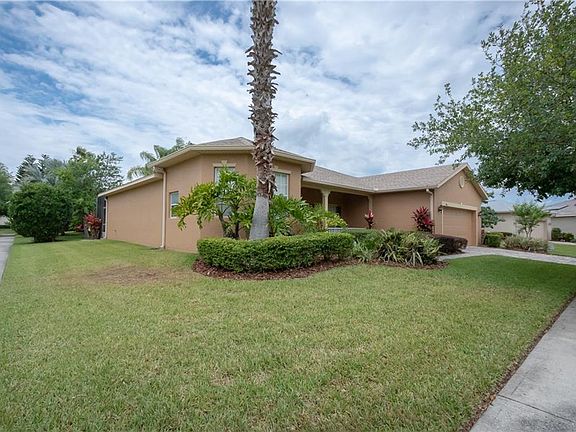 2nd image of 946 Shorehaven Dr
