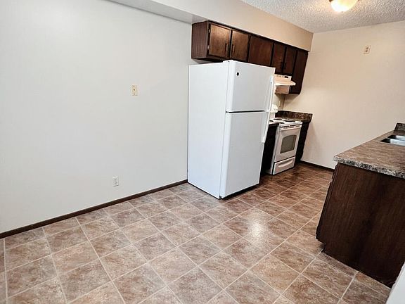 4th image of 1814 Knox St #10