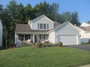 143 Crabapple Ln, Etna, OH 43062