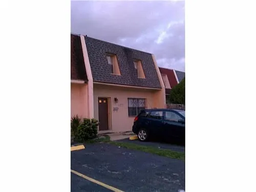 5975 NW 25th St Photo 1