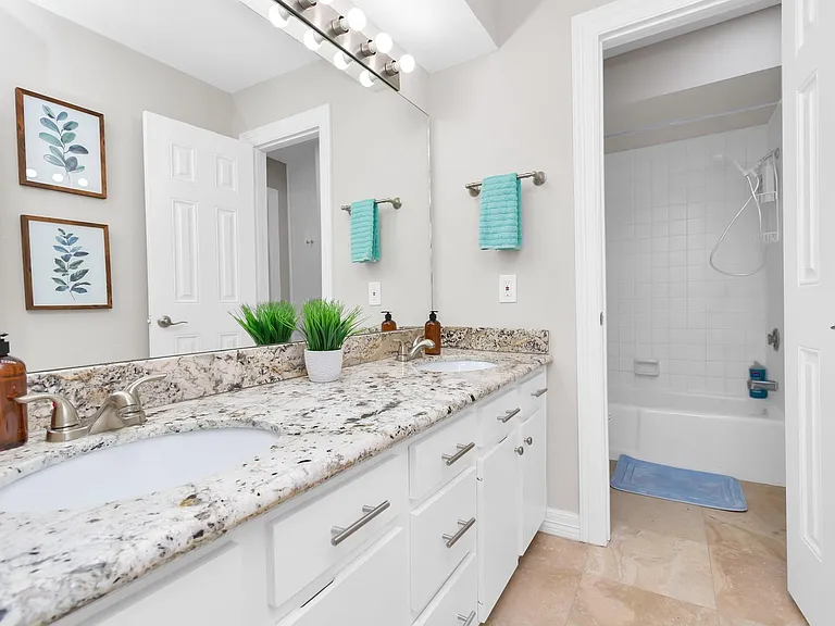 902 Golden Bear Ln — Photo 21