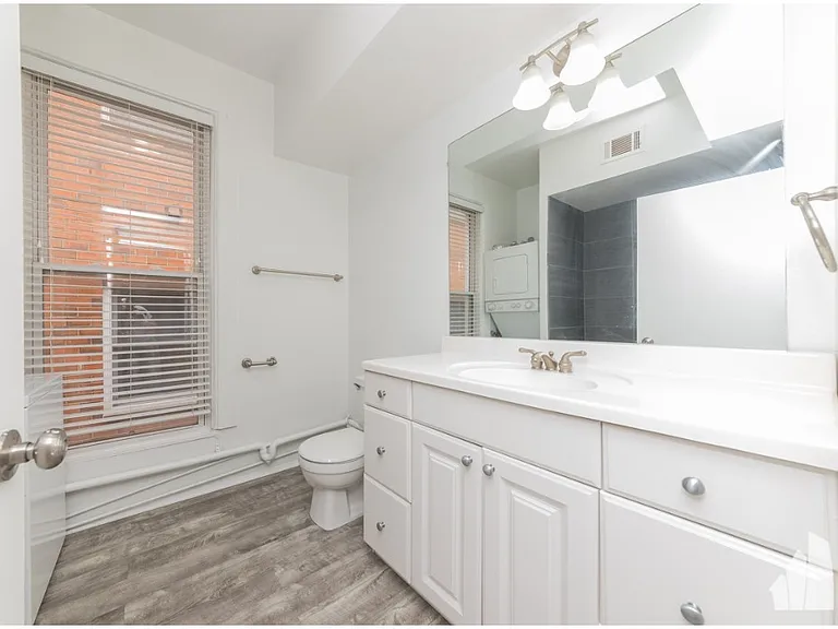 3110 N Racine Ave #2 — Photo 13