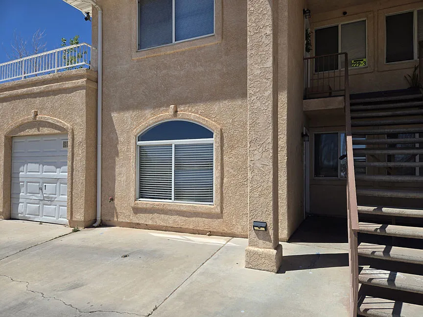 Building Photo - 229 Adobe Ridge Cir #1