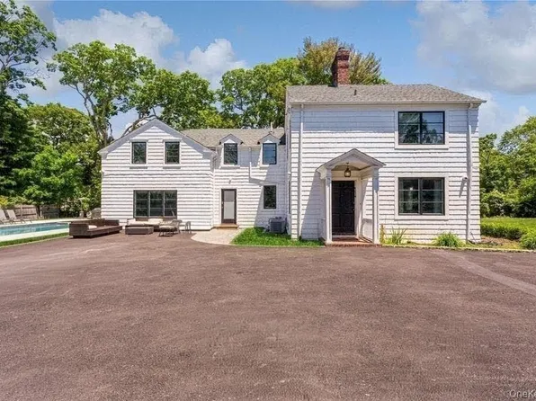 230 Ocean Avenue, Lawrence, NY 11559