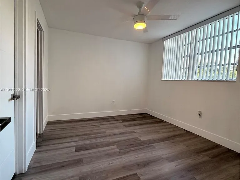 5050 NW 7th St #511 — Photo 11