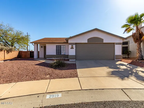 2919 W Autumn Breeze Dr, Tucson, AZ 85742